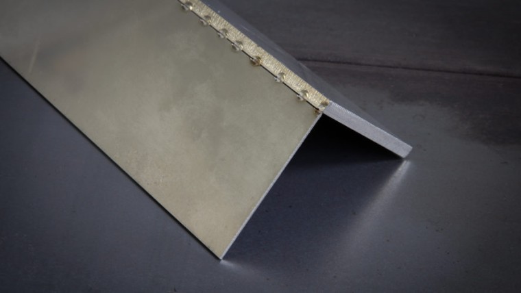 Bodování nerezi slabé k silnější funkcí MicroTack